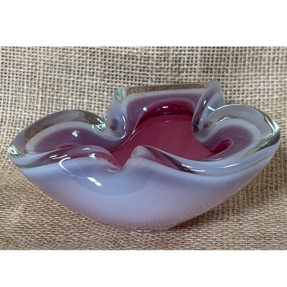 Vintage Pink Opaline Cased Glass Ashtray Trinket Dish Bowl Mid Century Modern - Picture 4 of 8